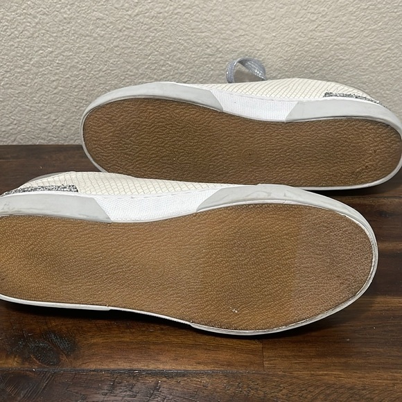 A New Day cream beige Metallic silver fashion sneakers size 8.5 - Picture 5 of 12